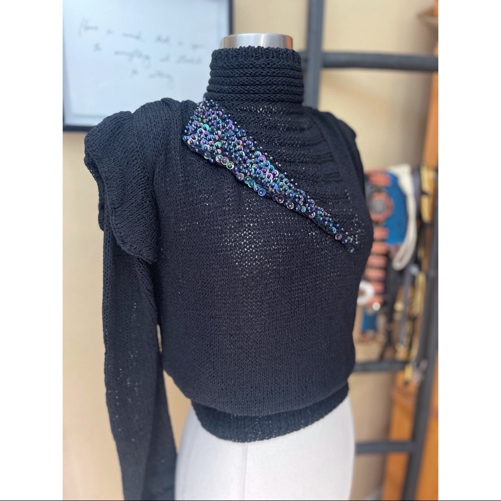 VINTAGE sequin sweater w/shoulder detail sz S